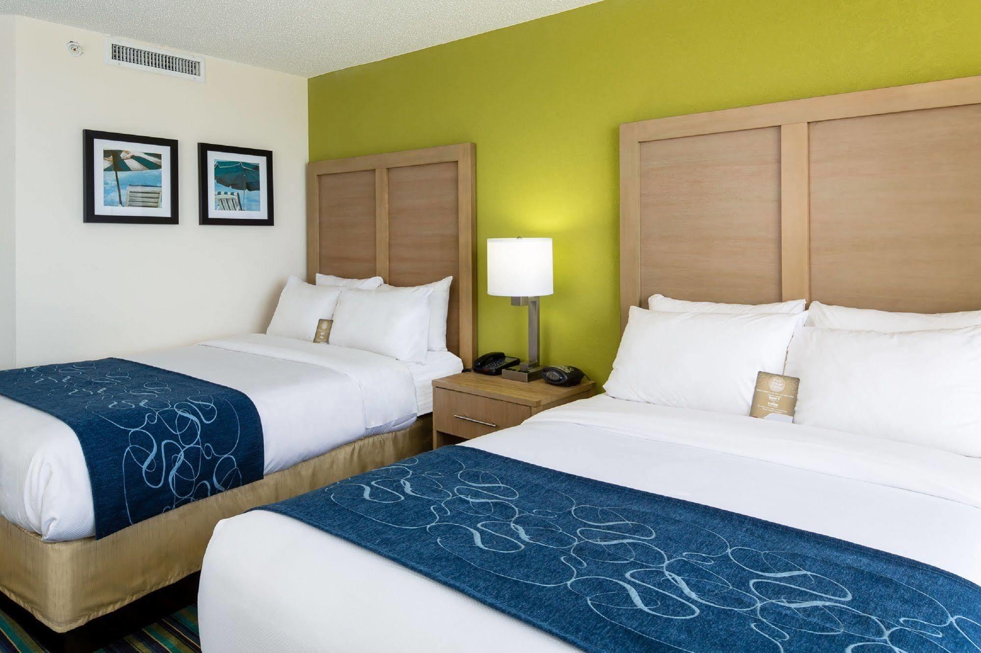 Comfort Suites Beachfront Virginia Beach Exterior photo